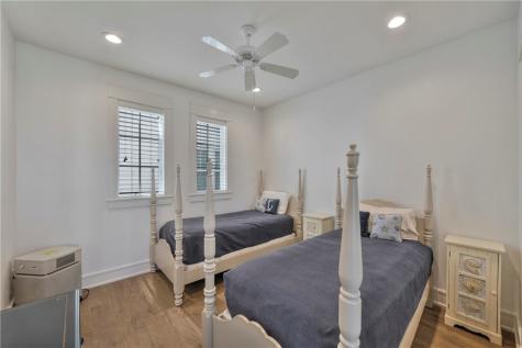220 Seaside Drive Port Aransas TX 78373