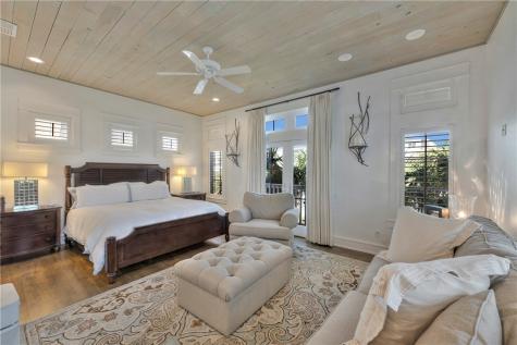 220 Seaside Drive Port Aransas TX 78373