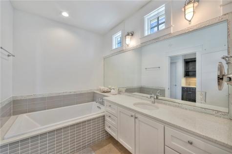 220 Seaside Drive Port Aransas TX 78373
