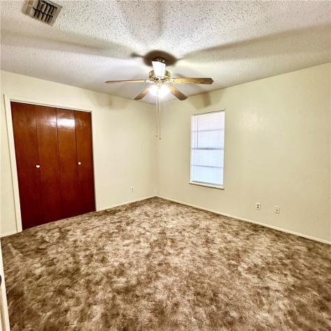 1215 W Crockett Street Beeville TX 78102
