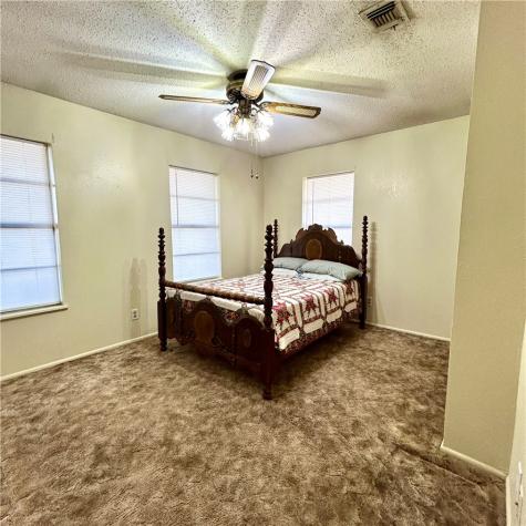 1215 W Crockett Street Beeville TX 78102