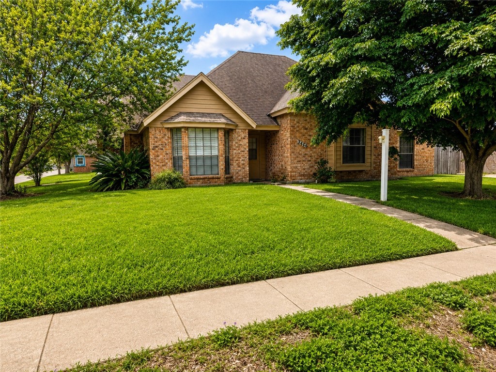 3466 Picadilly Corpus Christi TX 78414