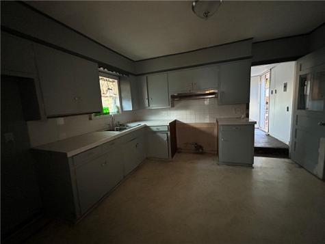 1041 E 5th Street Alice TX 78332