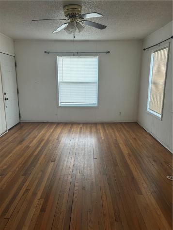 1041 E 5th Street Alice TX 78332