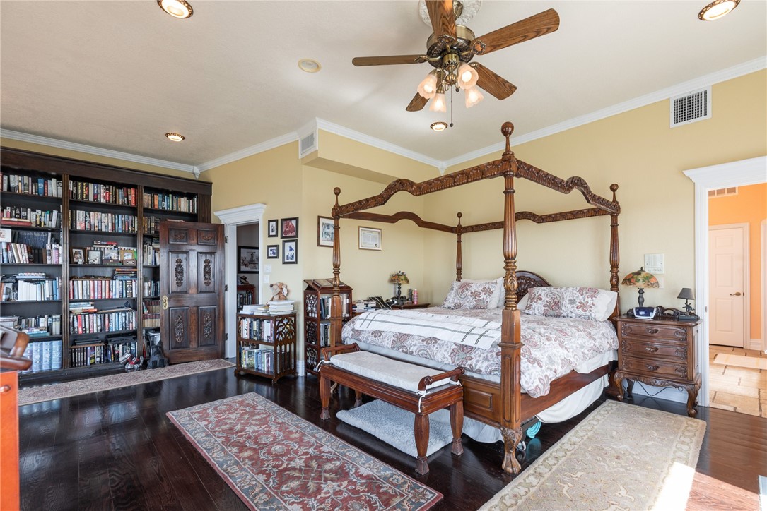 13501 Queen Johanna Court Corpus Christi TX 78418