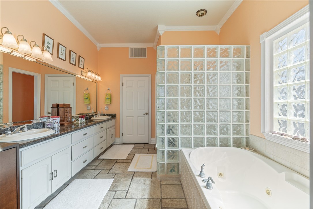 13501 Queen Johanna Court Corpus Christi TX 78418