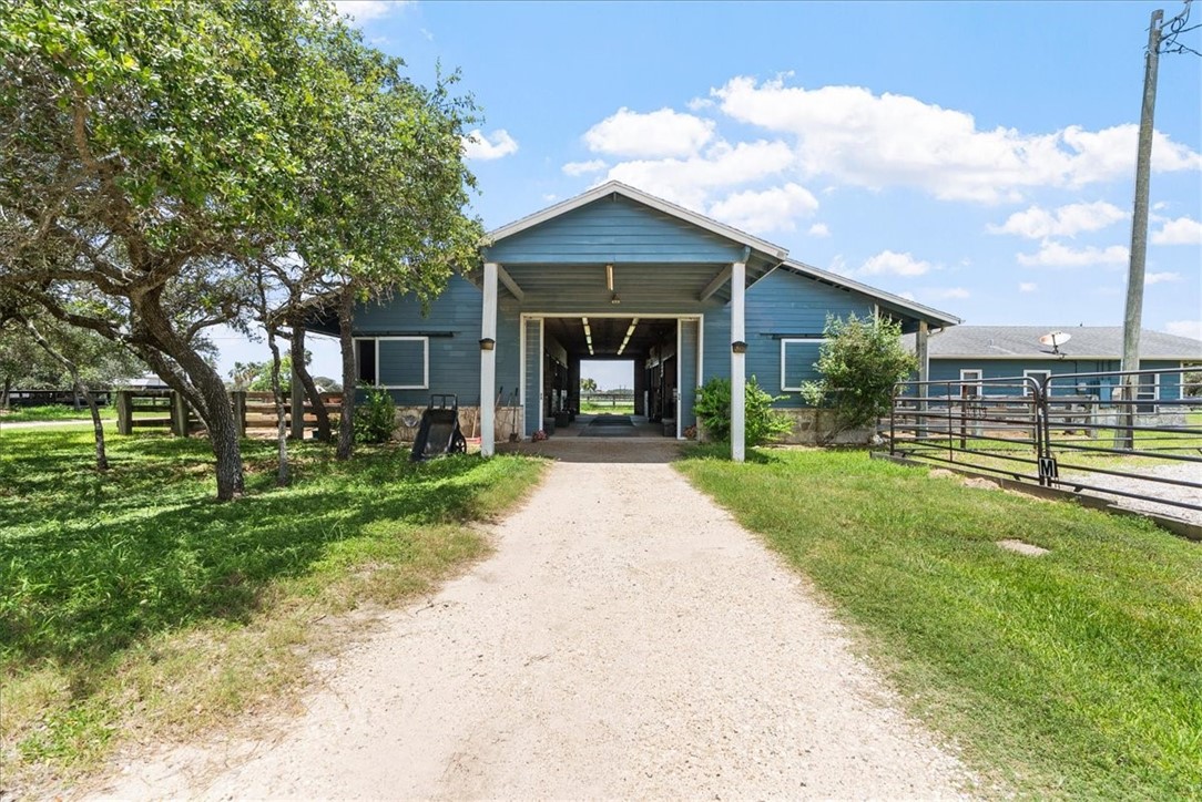 1433 Glenoak Drive Corpus Christi TX 78418