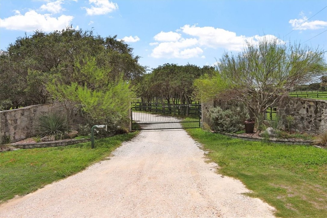 1433 Glenoak Drive Corpus Christi TX 78418