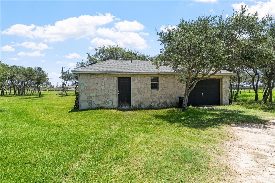 1433 Glenoak Drive Corpus Christi TX 78418