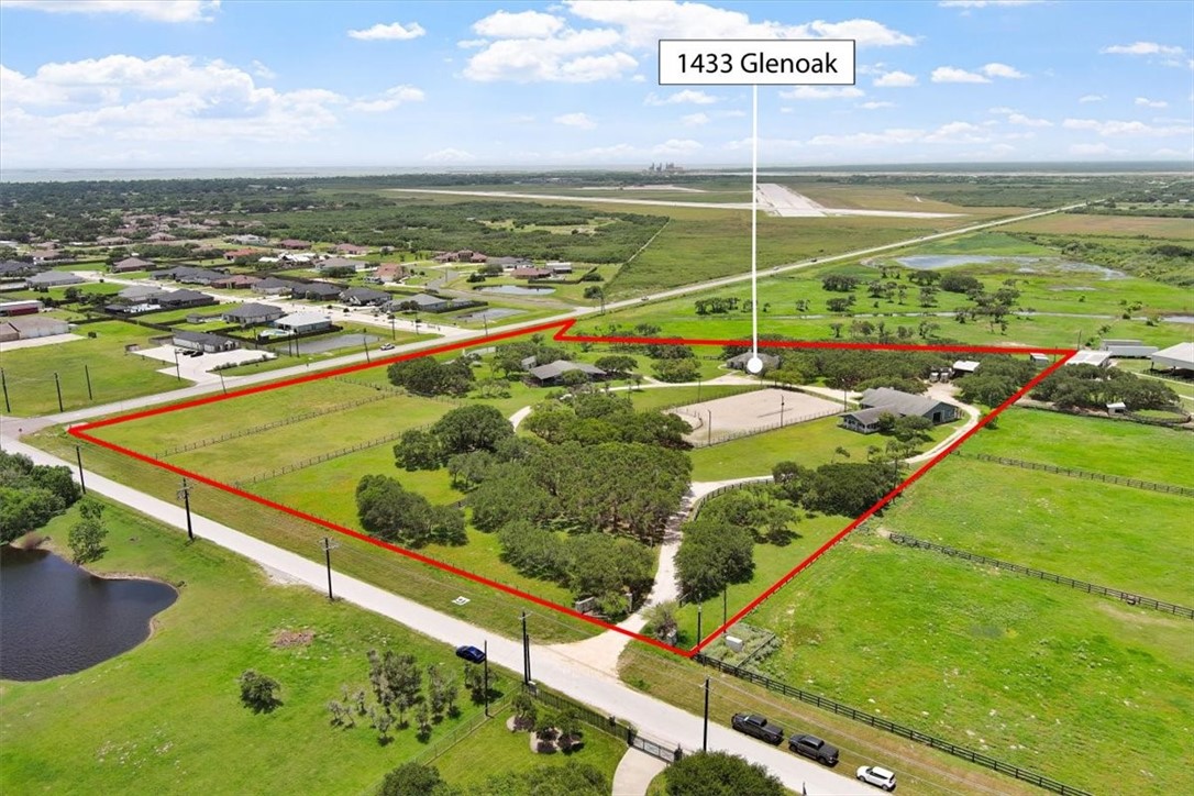 1433 Glenoak Drive Corpus Christi TX 78418