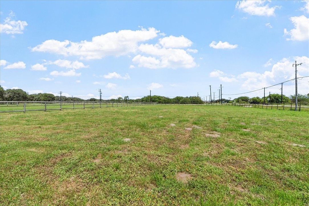 1433 Glenoak Drive Corpus Christi TX 78418