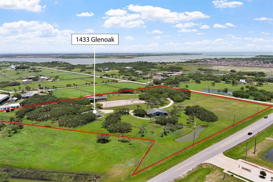 1433 Glenoak Drive Corpus Christi TX 78418