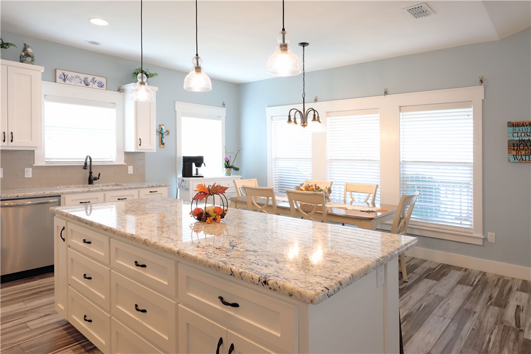 110 Bufflehead Rockport TX 78382