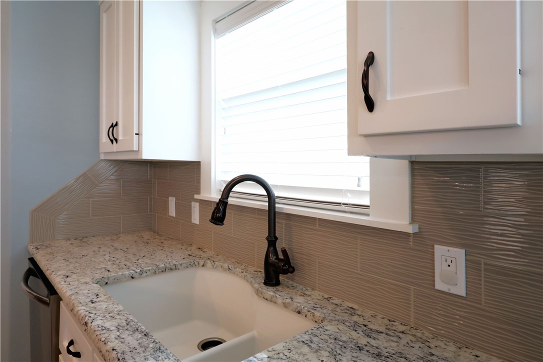 110 Bufflehead Rockport TX 78382