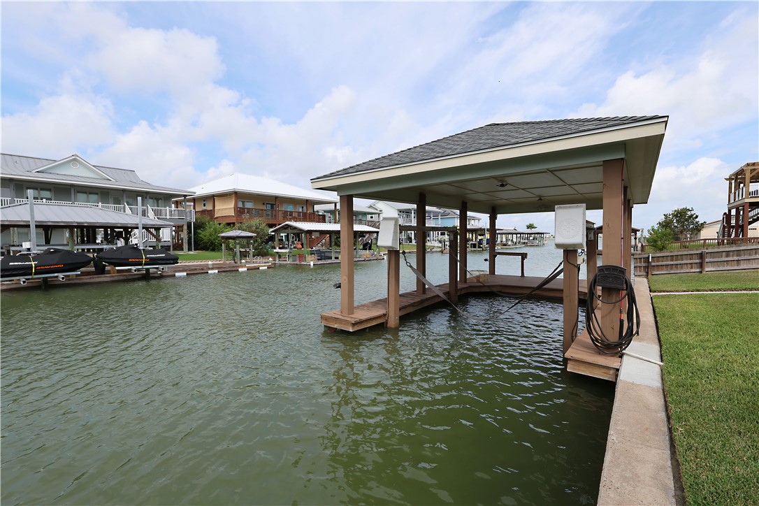 110 Bufflehead Rockport TX 78382