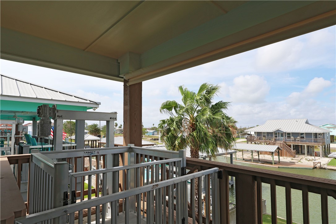 110 Bufflehead Rockport TX 78382