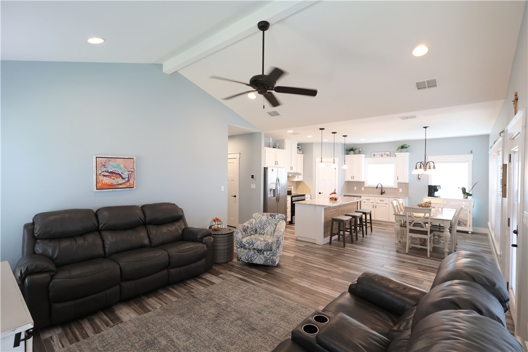 110 Bufflehead Rockport TX 78382