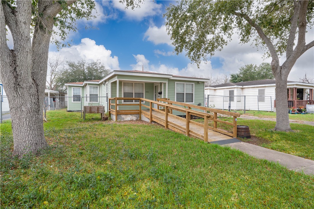 3953 Naples Street Corpus Christi TX 78415
