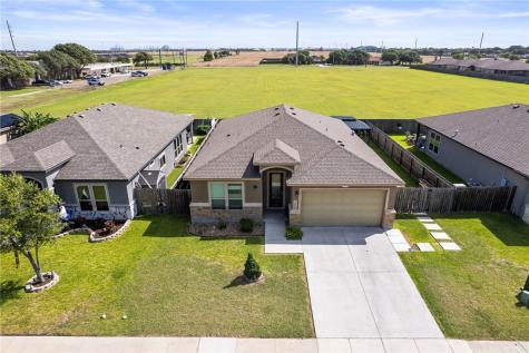 1826 Bay Landing Drive Portland TX 78374