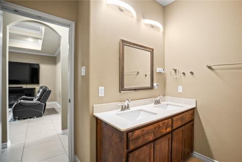 1826 Bay Landing Drive Portland TX 78374