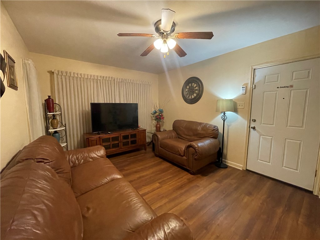 918 Anderson Street Corpus Christi TX 78411