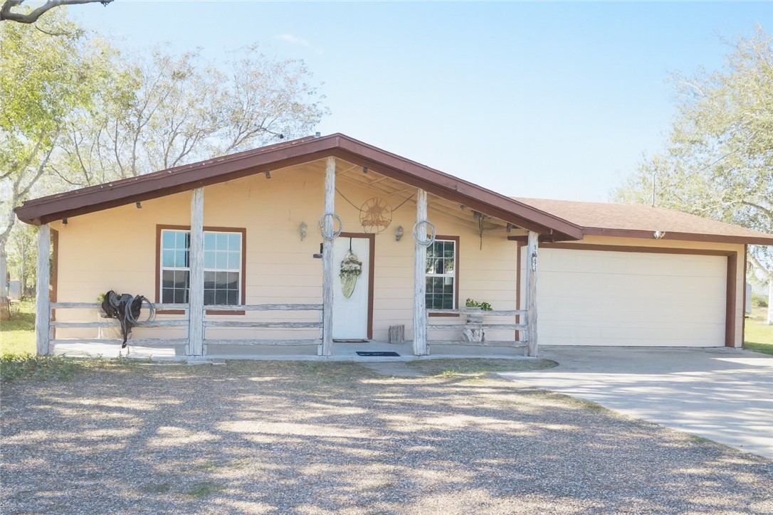 7643 County Road 2415 Sinton TX 78387