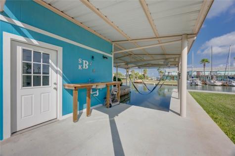521 Woodhaven Ingleside TX 78362