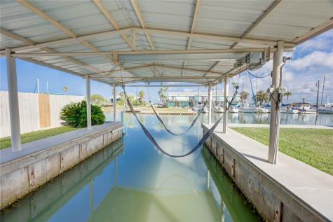 521 Woodhaven Ingleside TX 78362