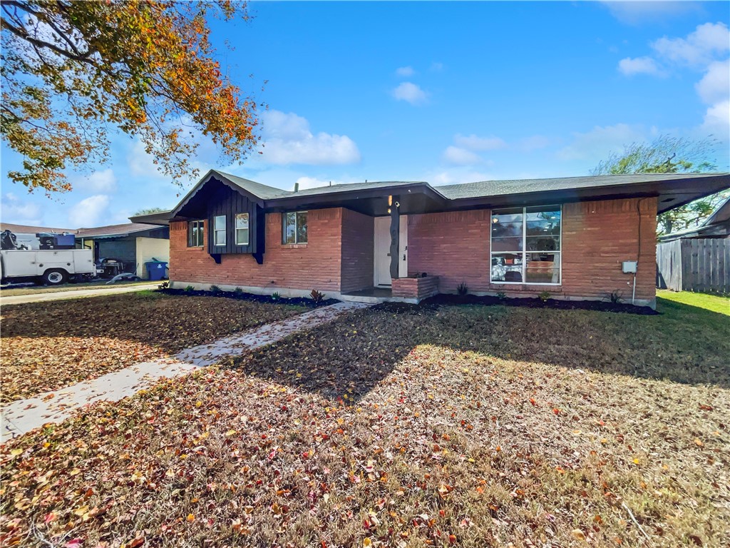 108 Daniel Moore Street Portland TX 78374