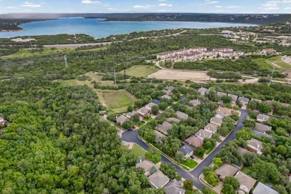 3917 Canyon Glen Cir SE Austin TX 78732
