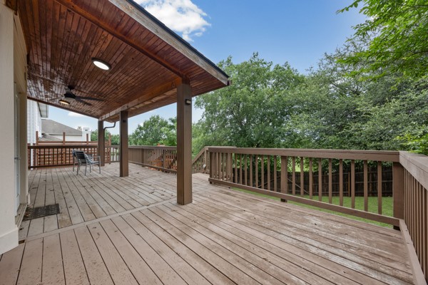 3917 Canyon Glen Cir SE Austin TX 78732
