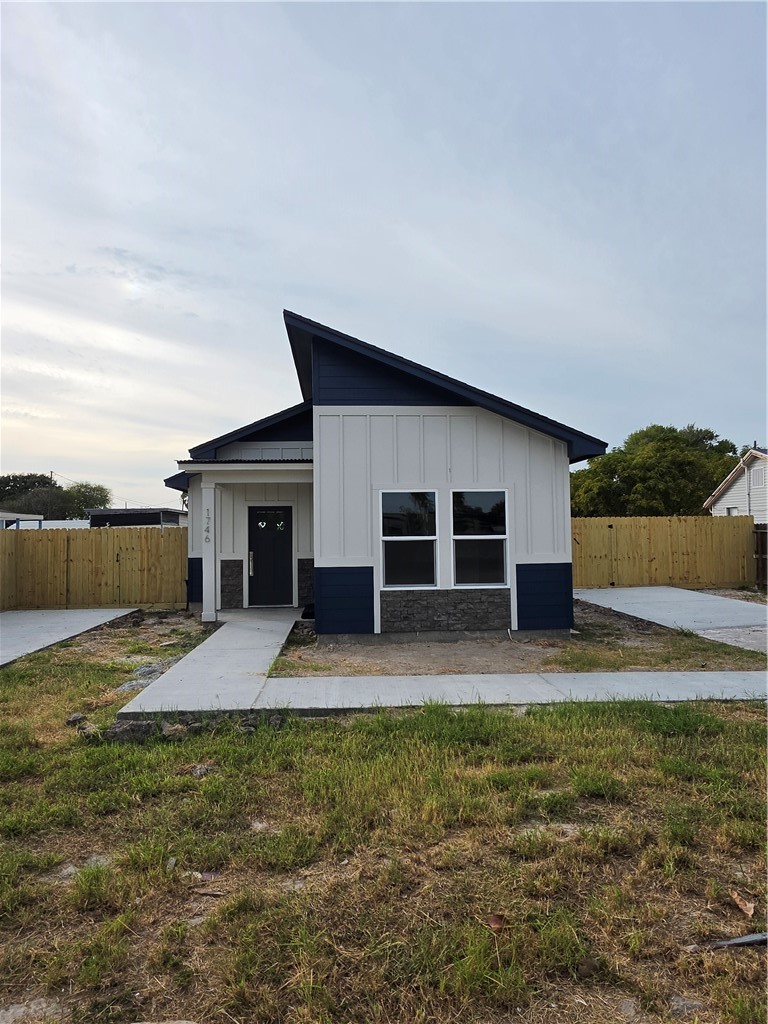 1746 Waldron Road Corpus Christi TX 78418