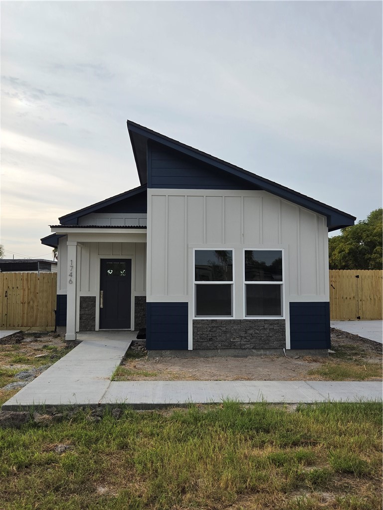 1746 Waldron Road Corpus Christi TX 78418
