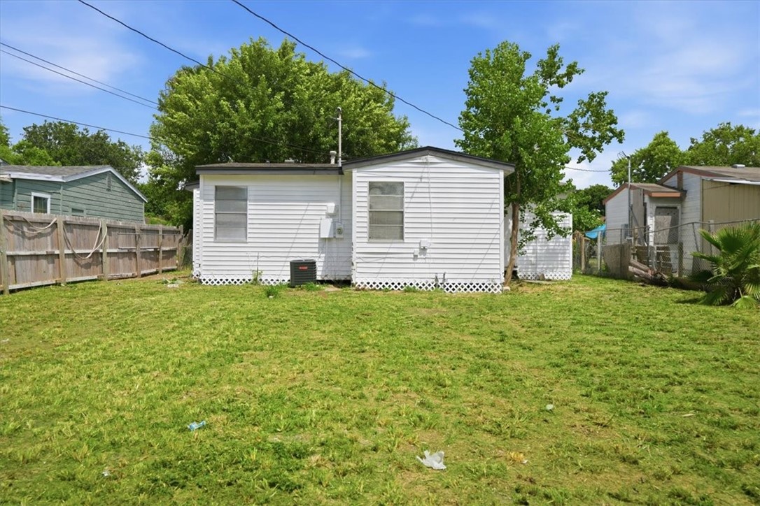 914 Erwin Avenue Corpus Christi TX 78404