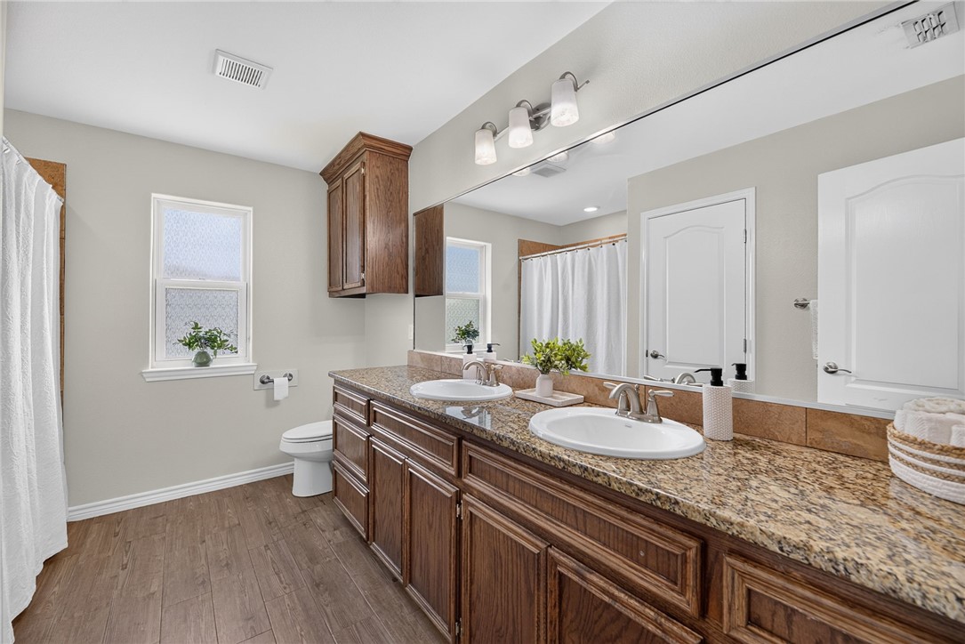 2802 Grand Park Avenue Corpus Christi TX 78418