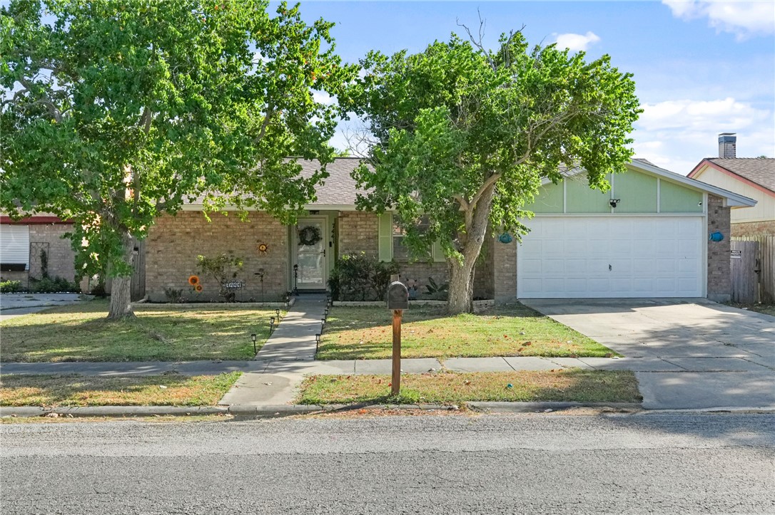 7441 Spitfire Drive Corpus Christi TX 78412