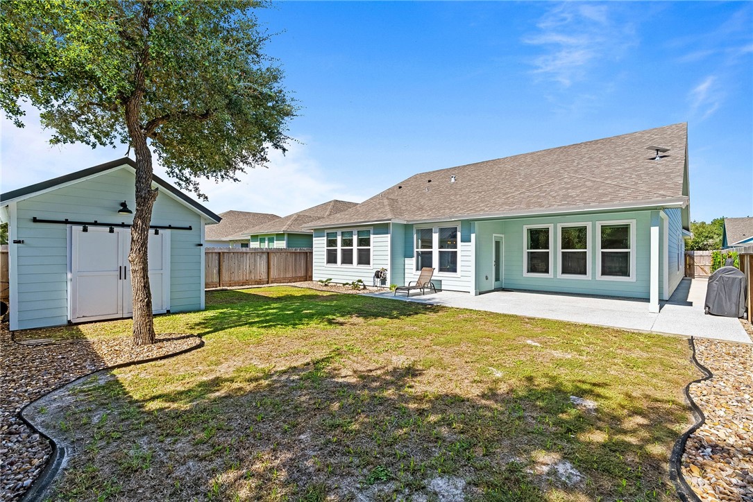 134 Broad Oak Drive Rockport TX 78382