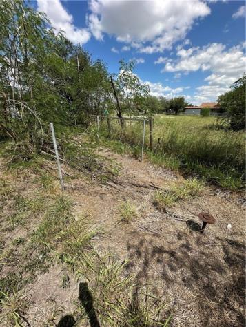 425 E Richard Avenue Kingsville TX 78363
