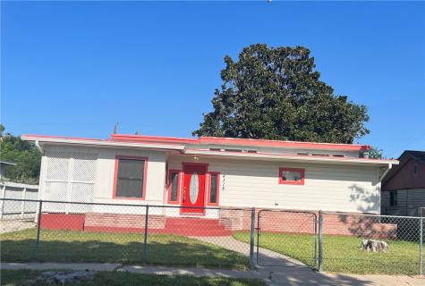 4318 Teak Street Corpus Christi TX 78411