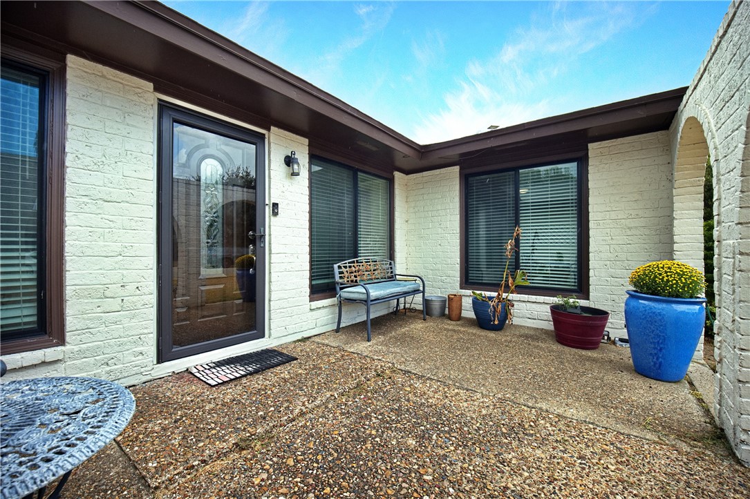 5005 Moultrie Drive Corpus Christi TX 78413
