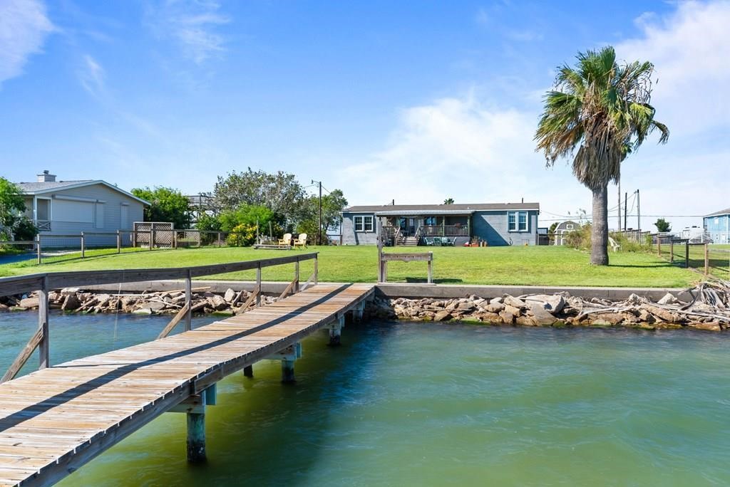 159 Copano Ridge Rockport TX 78382