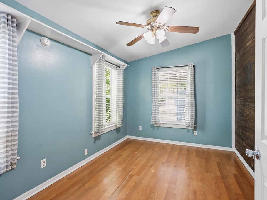 324 E King Rockport TX 78382