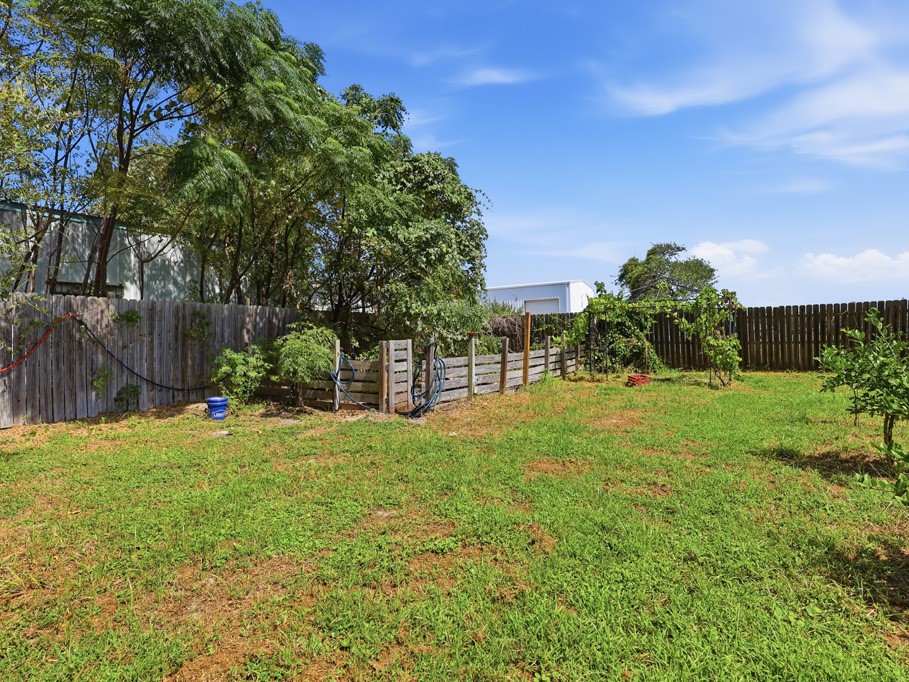 324 E King Rockport TX 78382