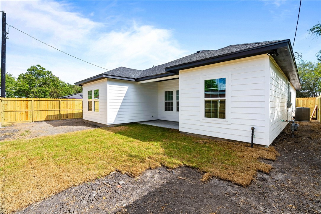 2925 Rogers Street Corpus Christi TX 78405