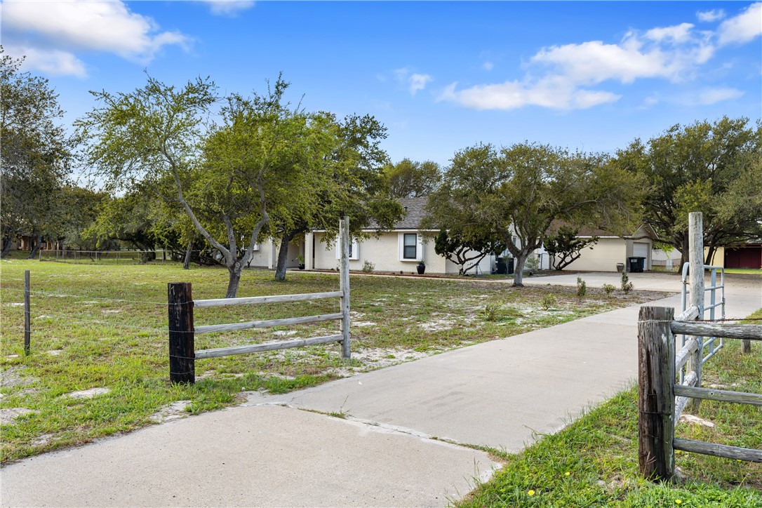 517 Yorktown Boulevard Corpus Christi TX 78418