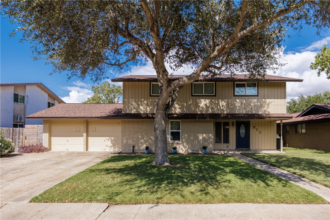 211 Ghent Place Portland TX 78374