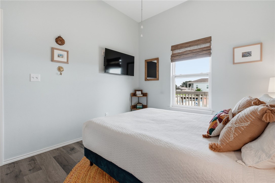 171 Paradise Drive Rockport TX 78382