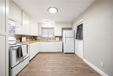 5909 Riley Drive Corpus Christi TX 78412