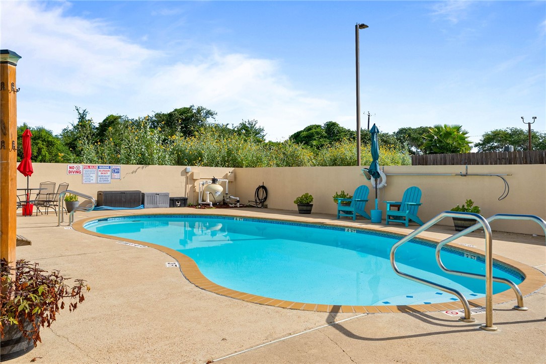 123 Santa Fe Drive Rockport TX 78382