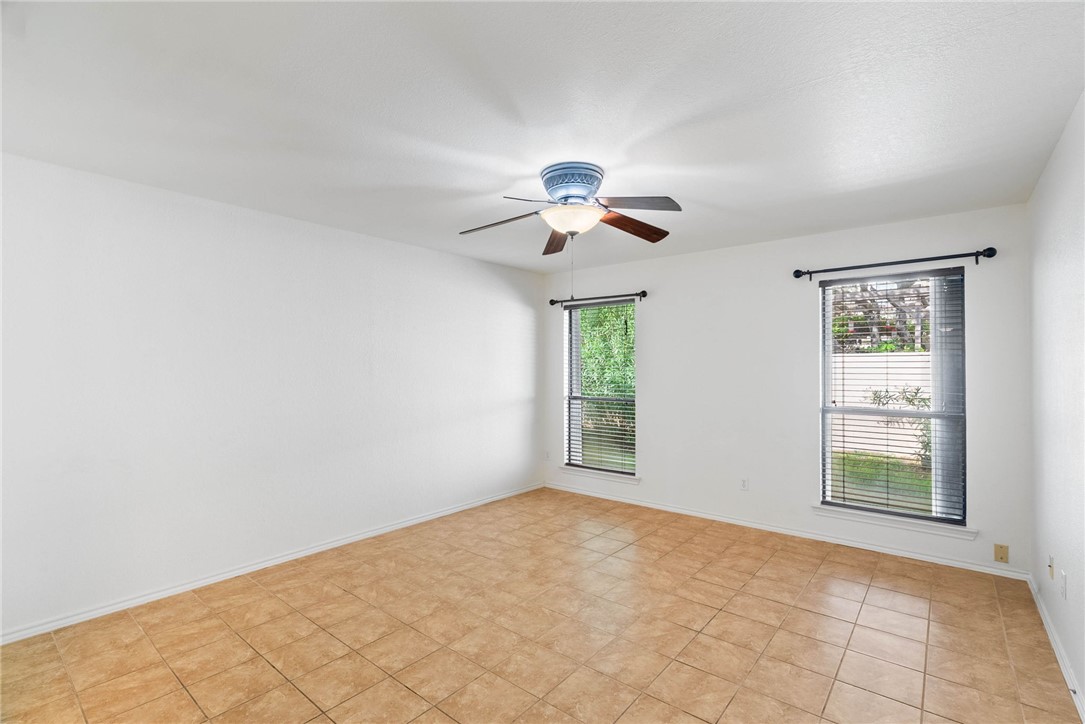123 Santa Fe Drive Rockport TX 78382